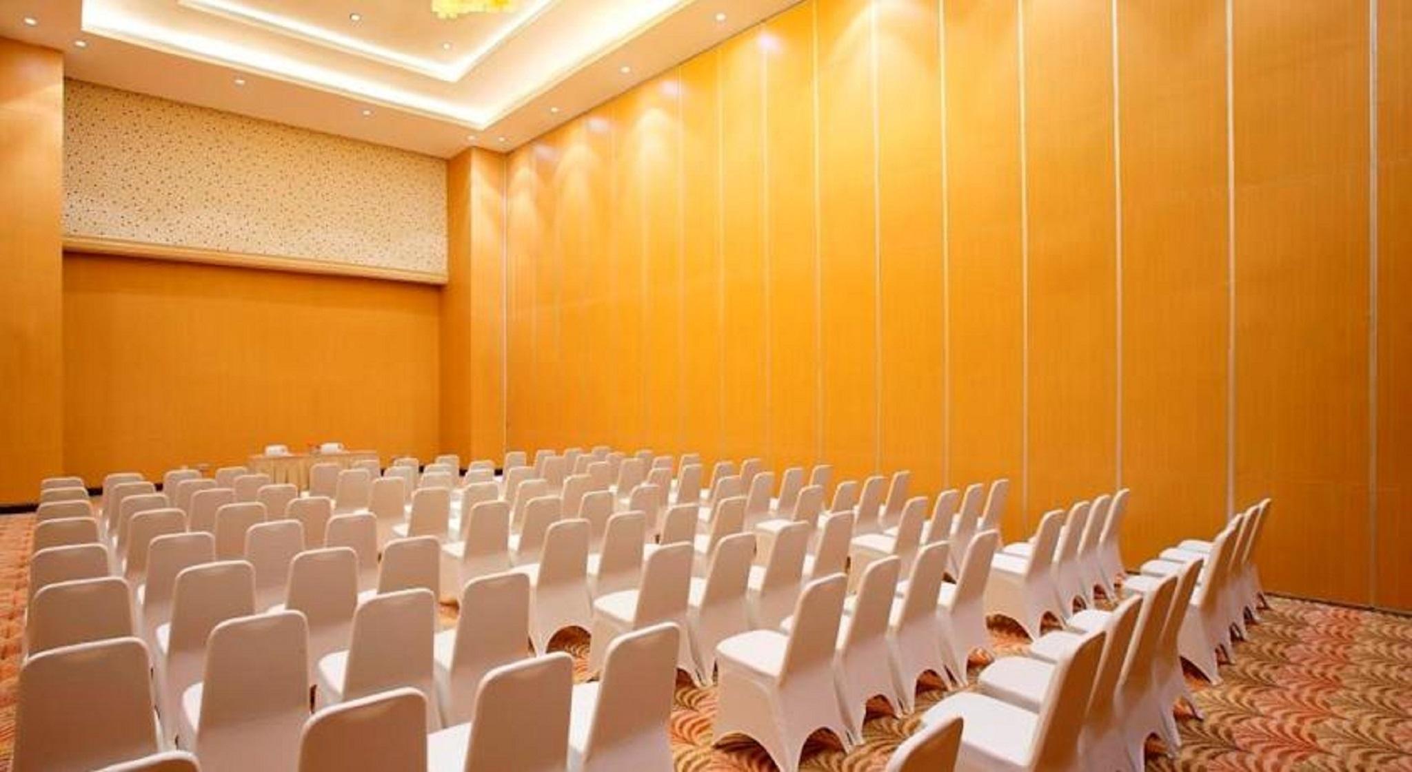 Hotel Santika Premiere Bintaro Serpong Esterno foto