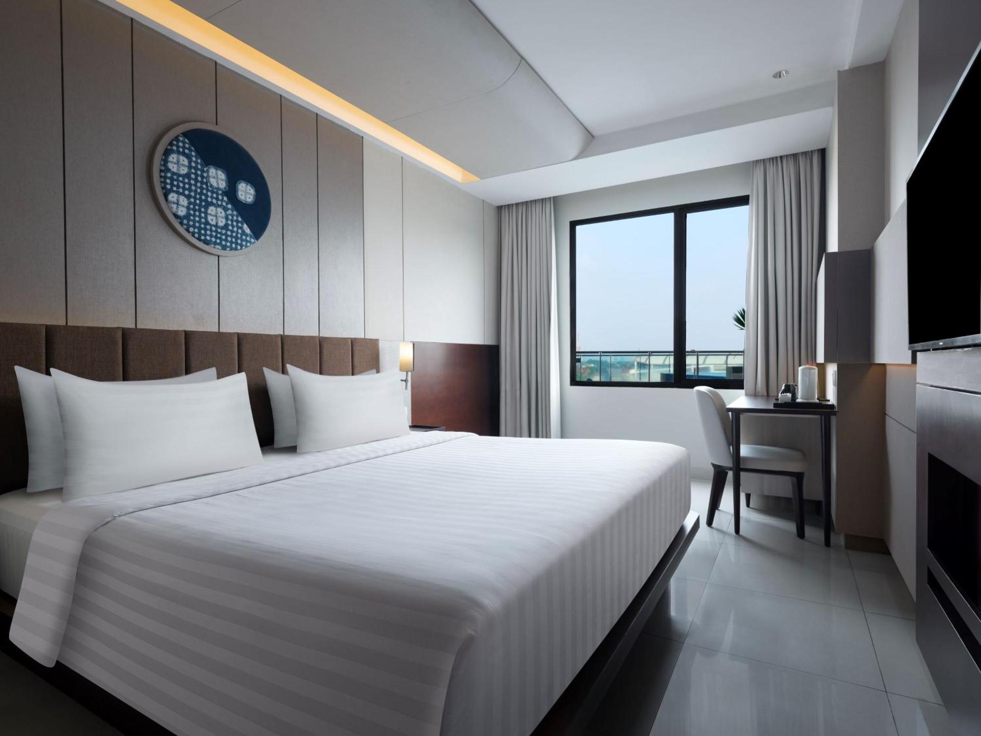Hotel Santika Premiere Bintaro Serpong Esterno foto