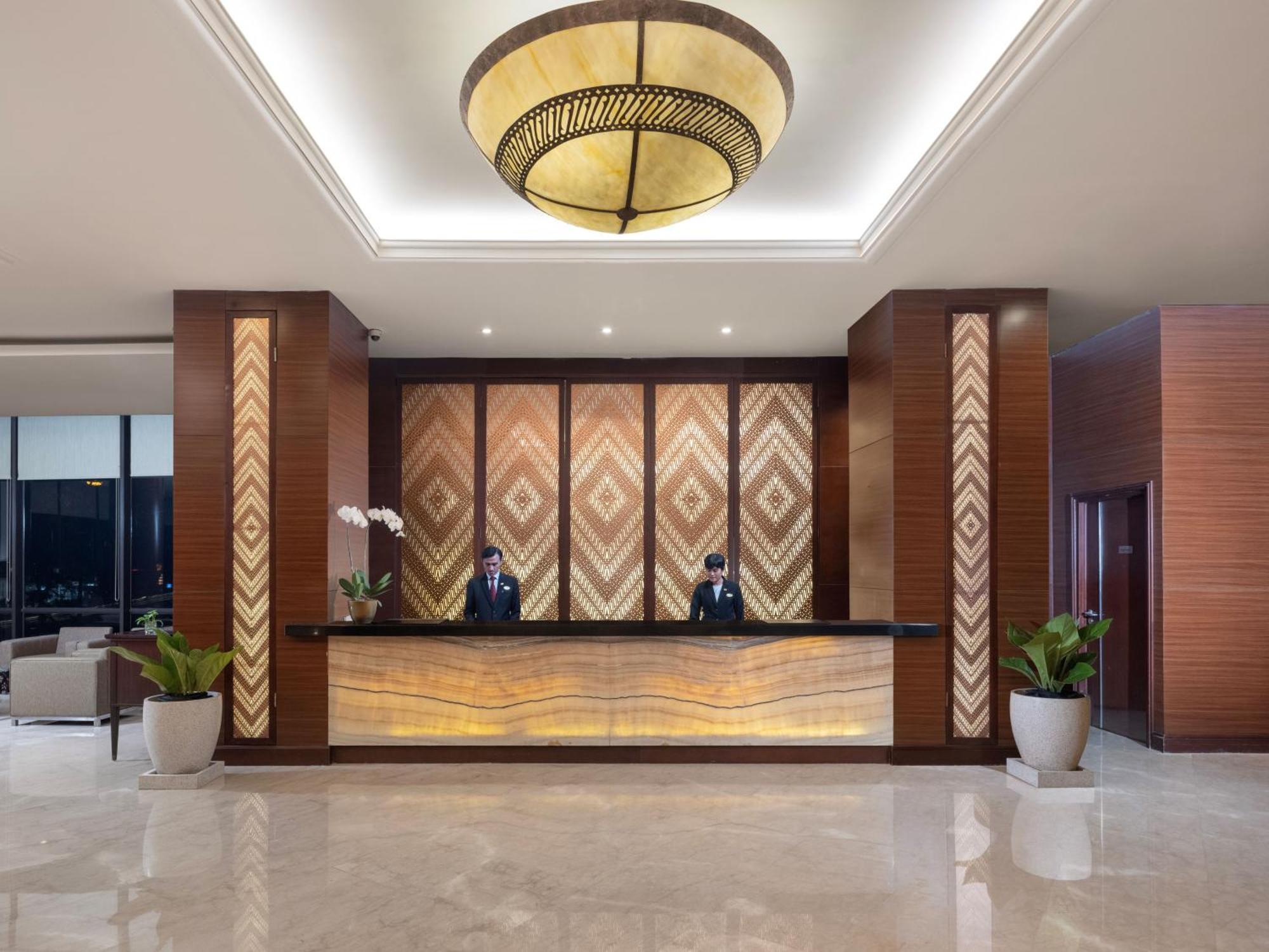 Hotel Santika Premiere Bintaro Serpong Esterno foto