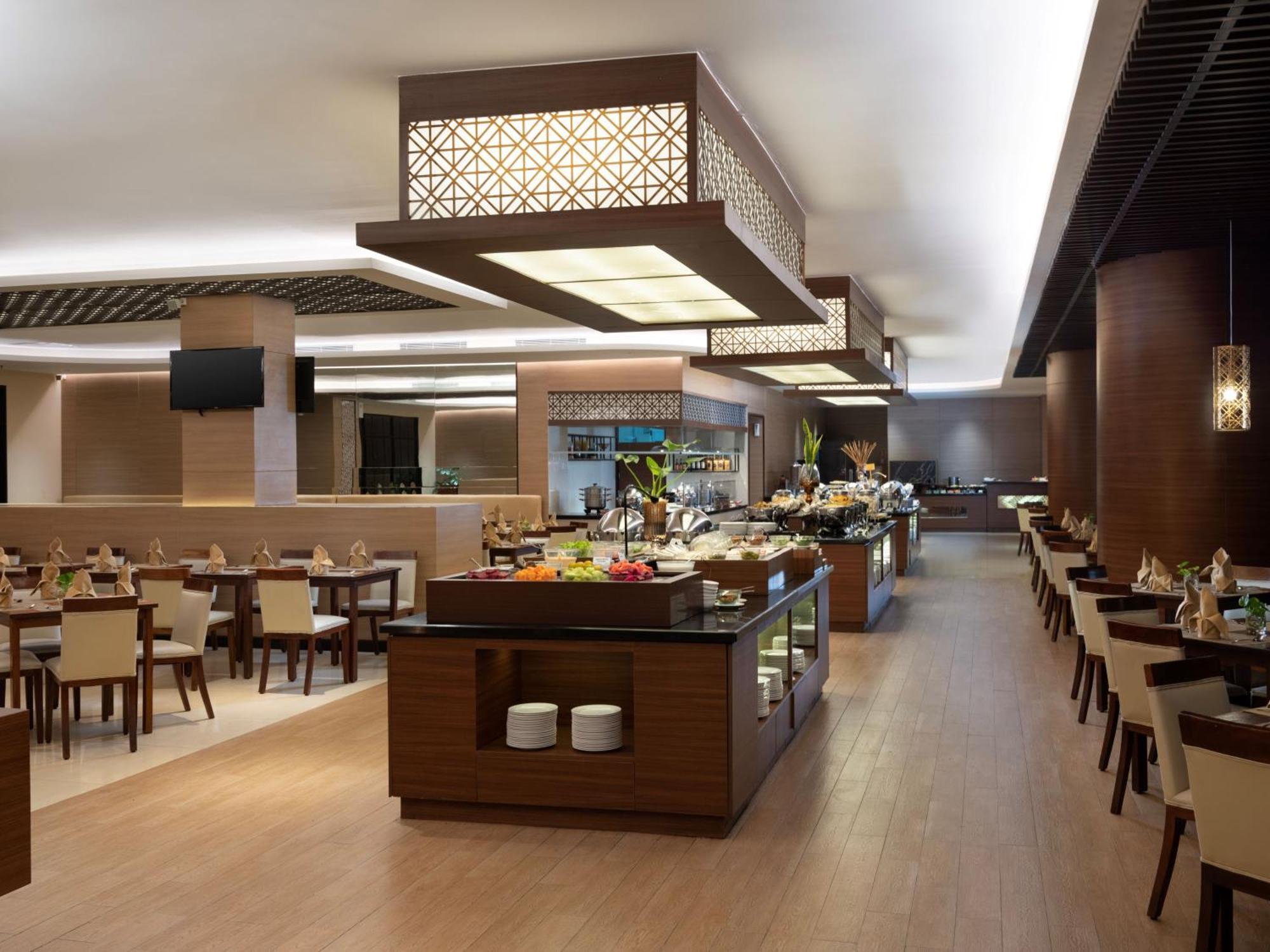 Hotel Santika Premiere Bintaro Serpong Esterno foto
