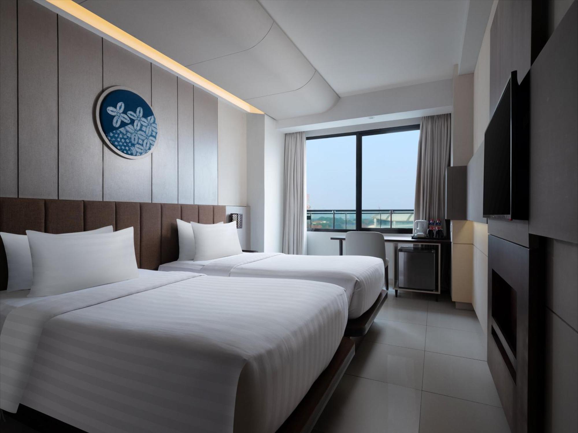Hotel Santika Premiere Bintaro Serpong Esterno foto